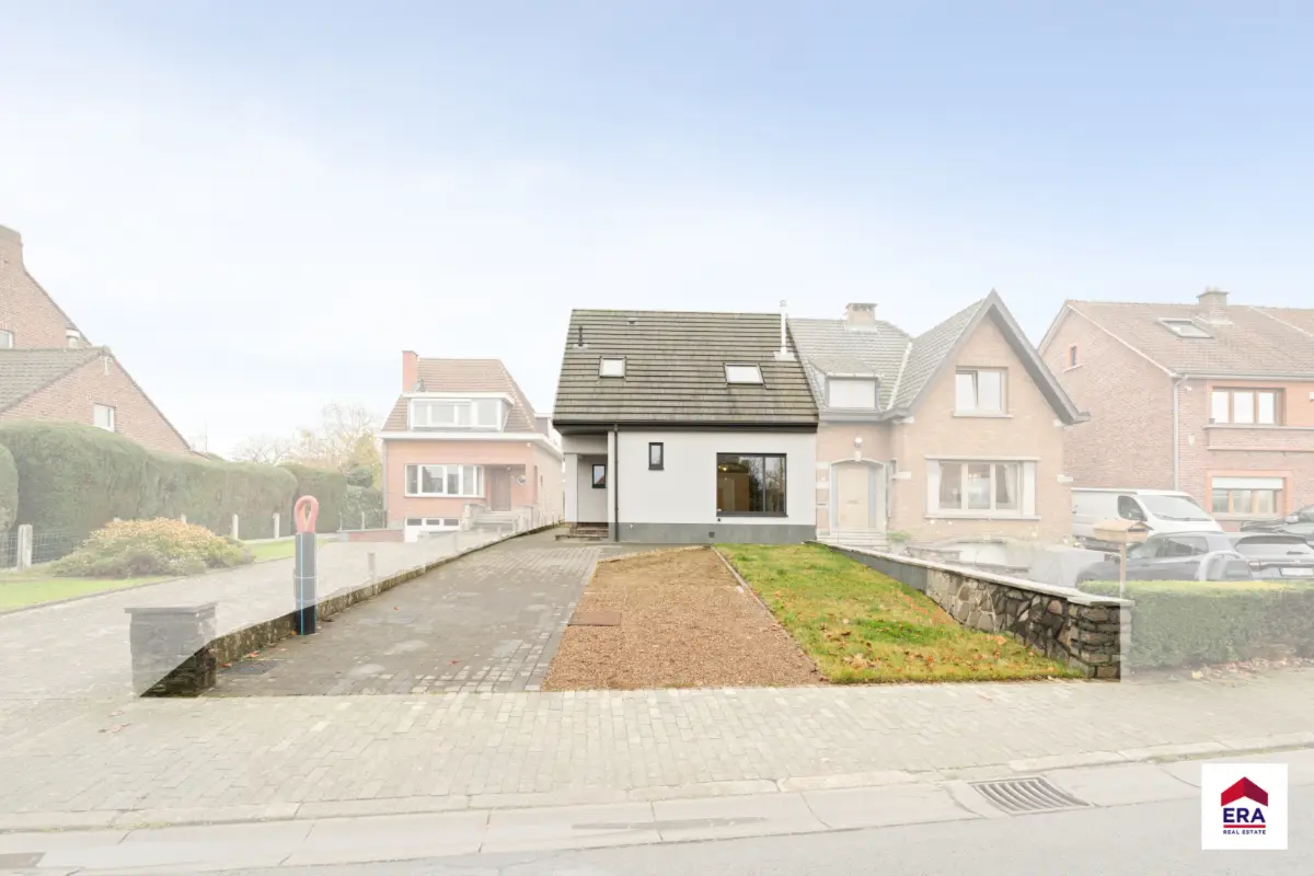 Huis te  koop in Sint-Katherina-Lombeek 1742 459000.00€ 4 slaapkamers 153.00m² - Zoekertje 649552