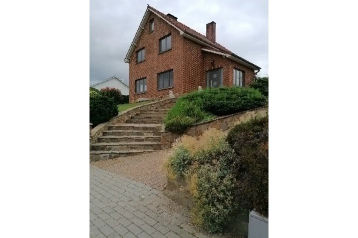 Huis te  huur in Perwijs 1360 1350.00€ 3 slaapkamers 160.00m² - Zoekertje 649547