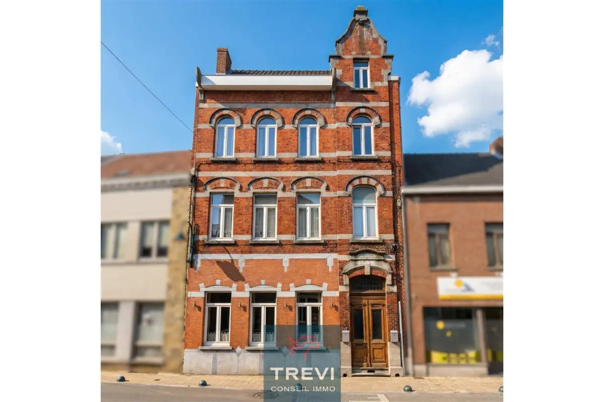 Mixgebouw te  in Rebecq 1430 680000.00€  slaapkamers 250.00m² - Zoekertje 650067