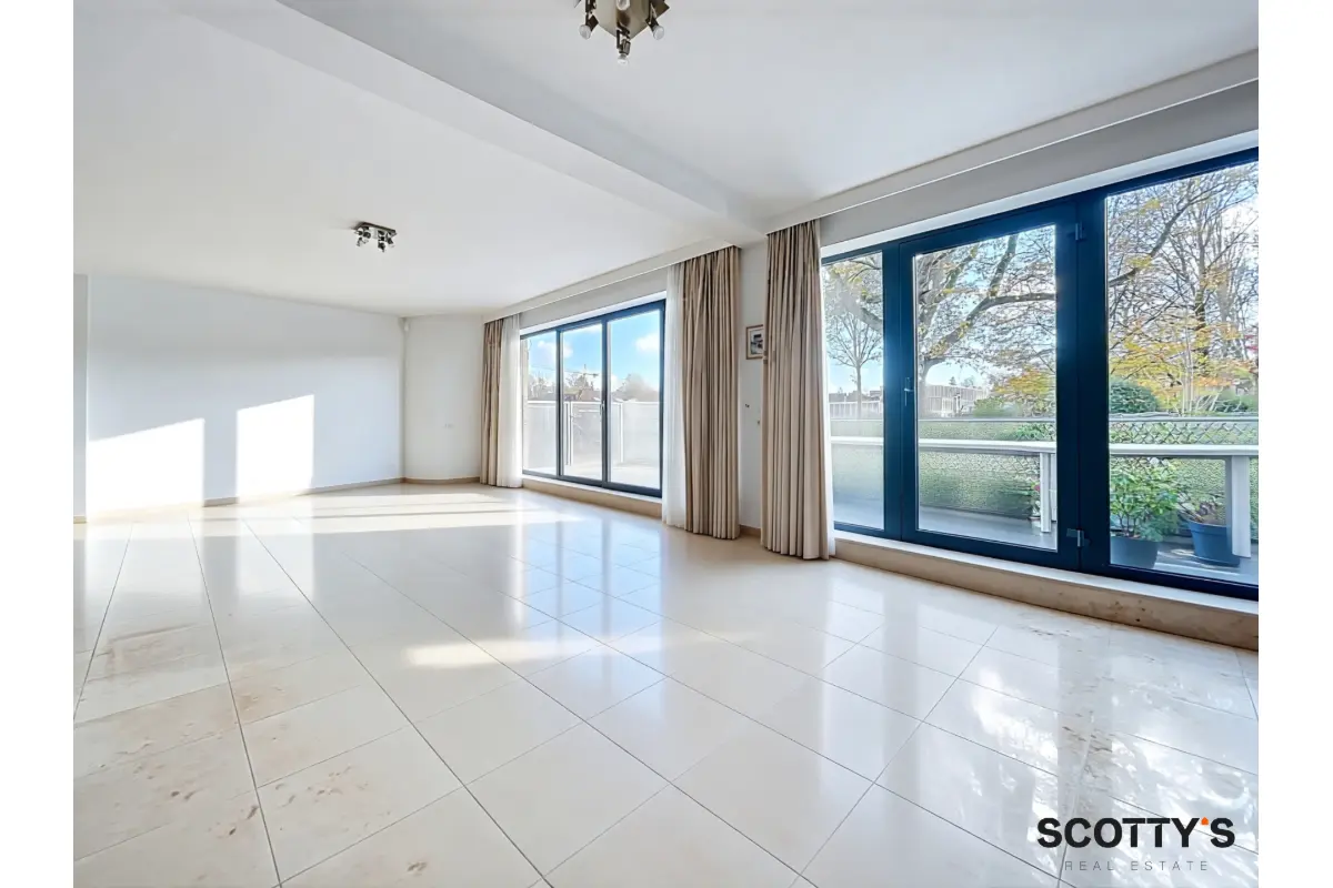 Appartement te  koop in Sint-Genesius-Rode 1640 555000.00€ 2 slaapkamers 111.00m² - Zoekertje 650874