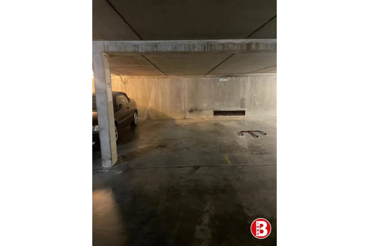 Parking / garage à vendre à Strombeek-Bever 1853 17500.00€  chambres m² - Annonce 650445