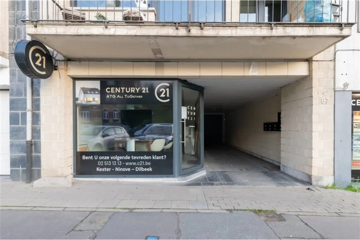 Handelszaak te  huur in Dilbeek 1700 700.00€  slaapkamers 35.00m² - Zoekertje 651391