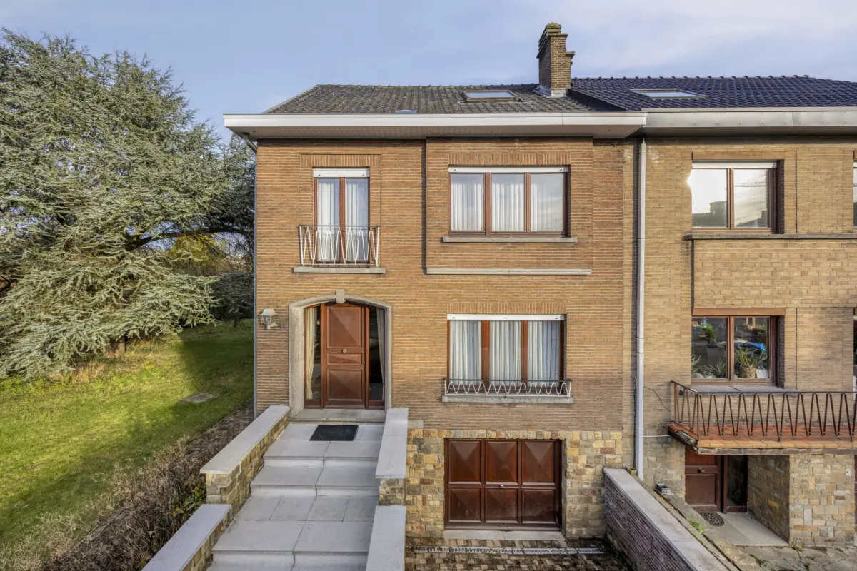 Huis te  in Groot-Bijgaarden 1702 485000.00€ 3 slaapkamers 185.00m² - Zoekertje 652072