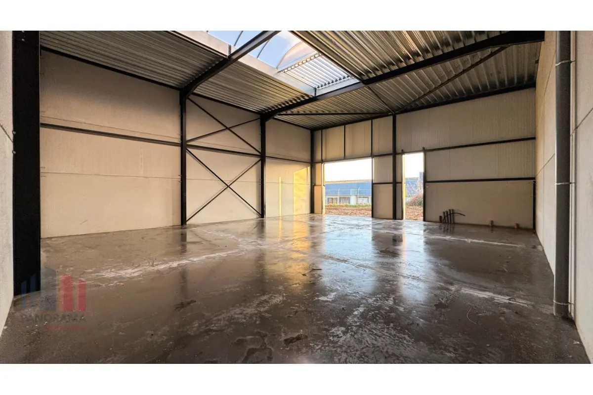 Commerce à vendre à Zellik 1731 439000.00€  chambres 202.00m² - Annonce 652276