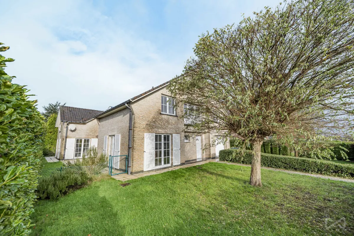 Maison à vendre à Duisburg 3080 925000.00€ 4 chambres 295.00m² - Annonce 652240