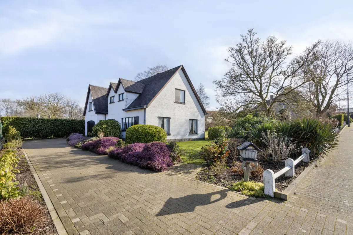 Villa à vendre à Leeuw-Saint-Pierre 1600 495000.00€ 4 chambres 180.00m² - Annonce 653131