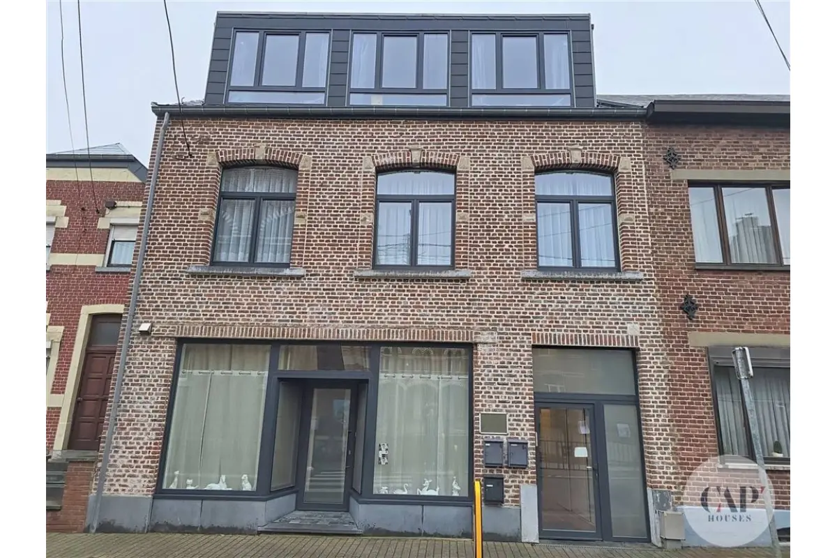 Appartement te  huur in Orp-Jauche 1350 750.00€ 2 slaapkamers 70.00m² - Zoekertje 653541