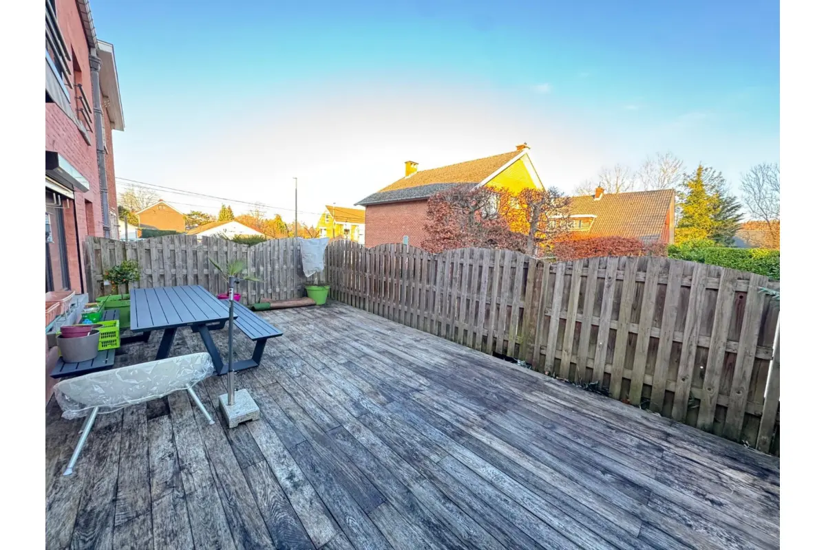 Appartement à louer à Court-Saint-Etienne 1490 1050.00€ 2 chambres 85.00m² - Annonce 653794