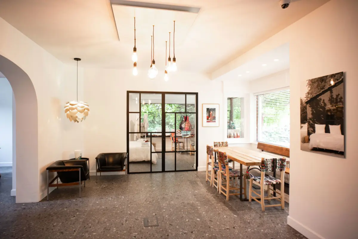 Commerce à louer à Waterloo 1410 360.00€  chambres 10.00m² - Annonce 654455