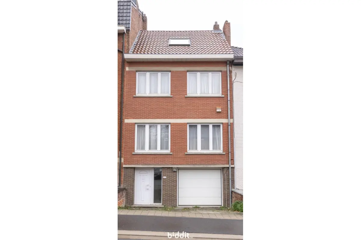 Huis te  koop in Beersel 1650 175000.00€ 3 slaapkamers m² - Zoekertje 654765