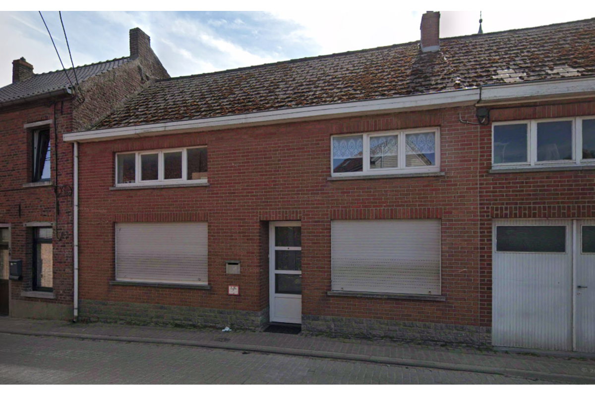 Huis te  in 's-Gravenbrakel 7090 185000.00€ 4 slaapkamers 130.00m² - Zoekertje 696681