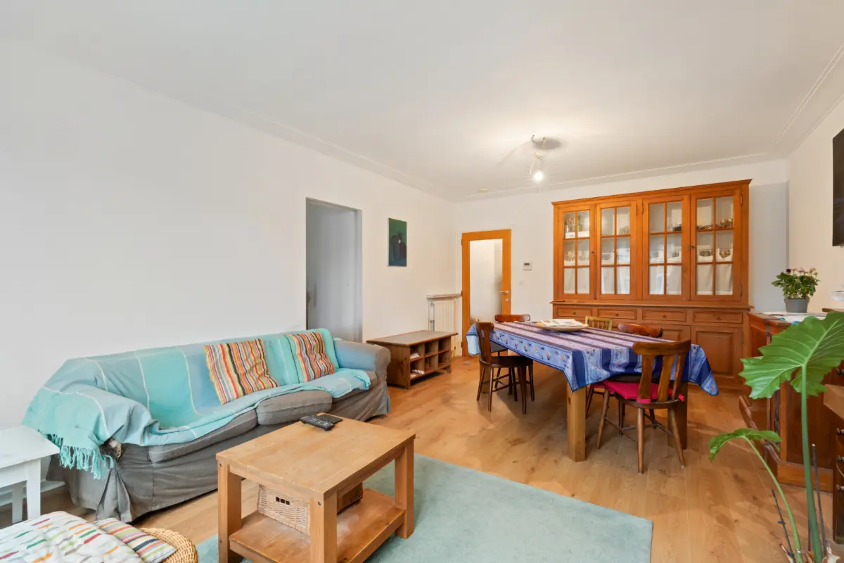 Appartement te  koop in Groot-Bijgaarden 1702 285000.00€ 2 slaapkamers 82.00m² - Zoekertje 656977