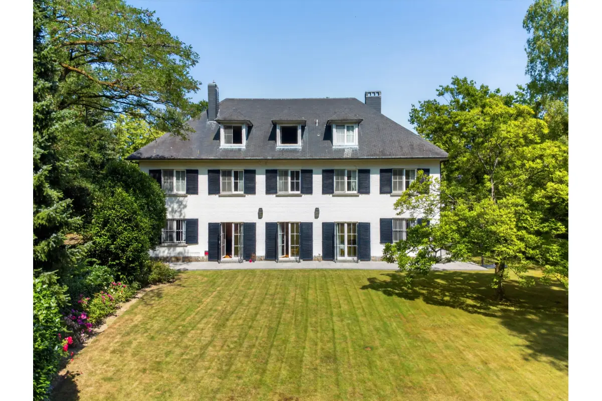 Huis te  koop in Kraainem 1950 1850000.00€ 7 slaapkamers 513.00m² - Zoekertje 657237