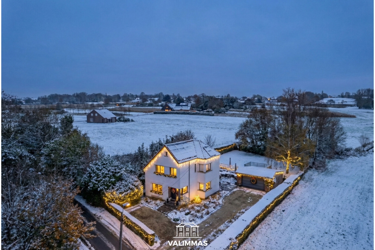 Huis te  koop in Asse 1730 619000.00€ 3 slaapkamers 277.00m² - Zoekertje 657512