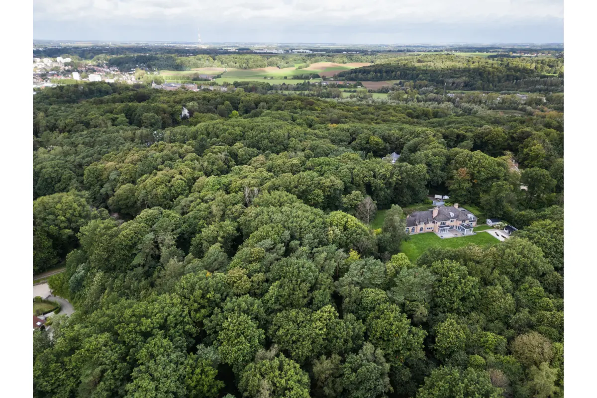 Terrain à vendre à Wavre 1300 550000.00€  chambres m² - Annonce 657644