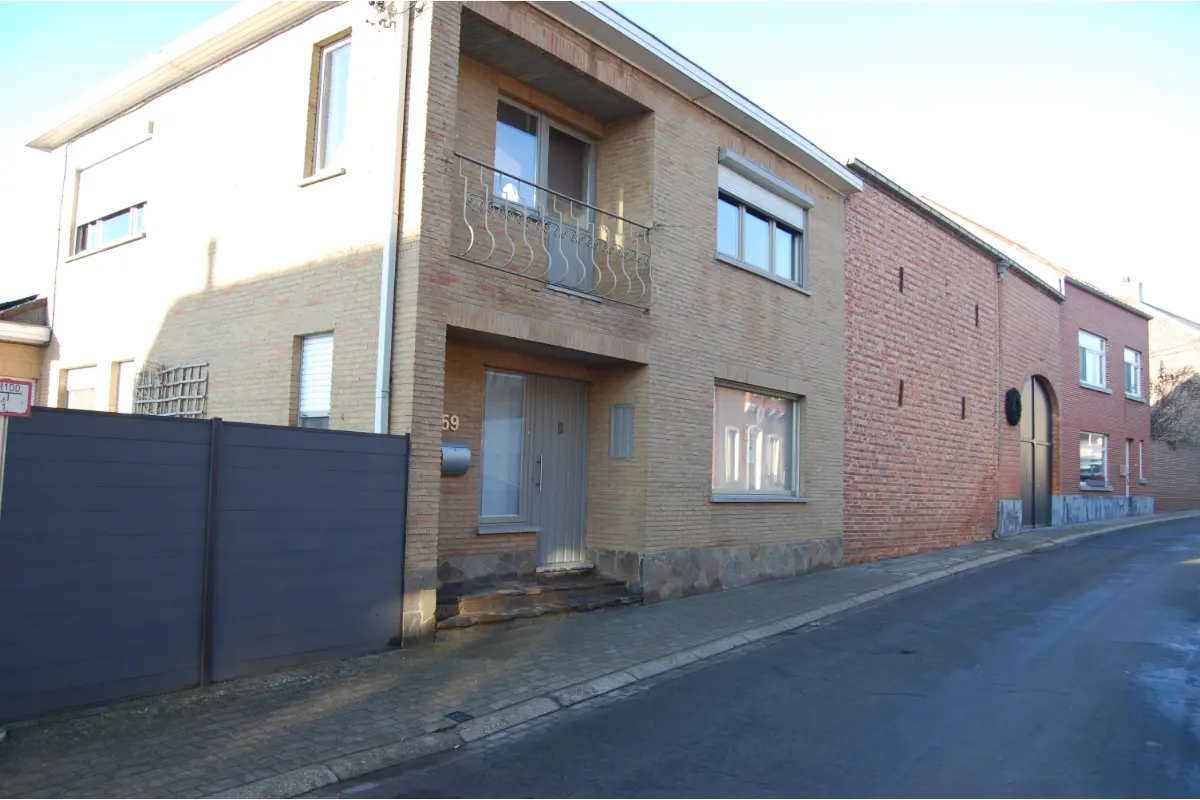 Huis te  koop in Hakendover 3300 399000.00€ 3 slaapkamers 245.00m² - Zoekertje 660439