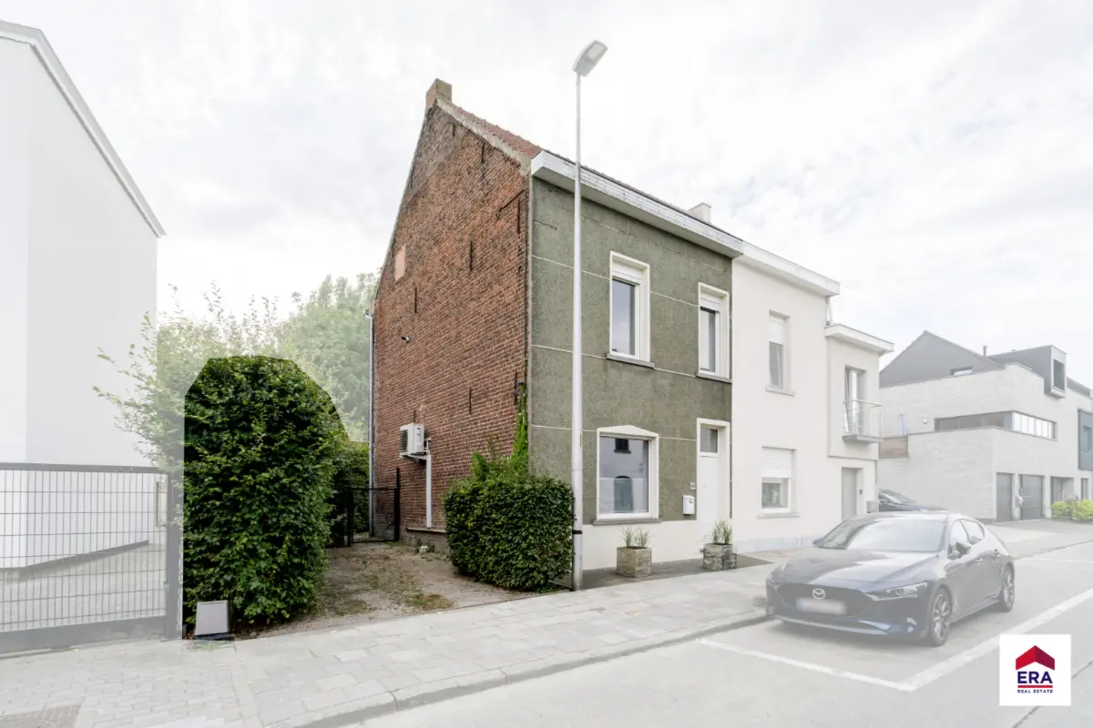 Huis te  koop in Dilbeek 1700 399000.00€ 4 slaapkamers 139.00m² - Zoekertje 660749