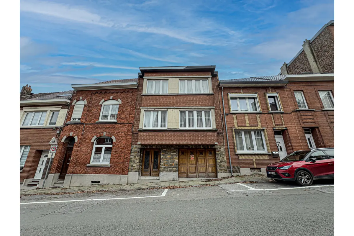 Mixgebouw te  koop in Tubeke 1480 350000.00€ 4 slaapkamers 290.00m² - Zoekertje 660464