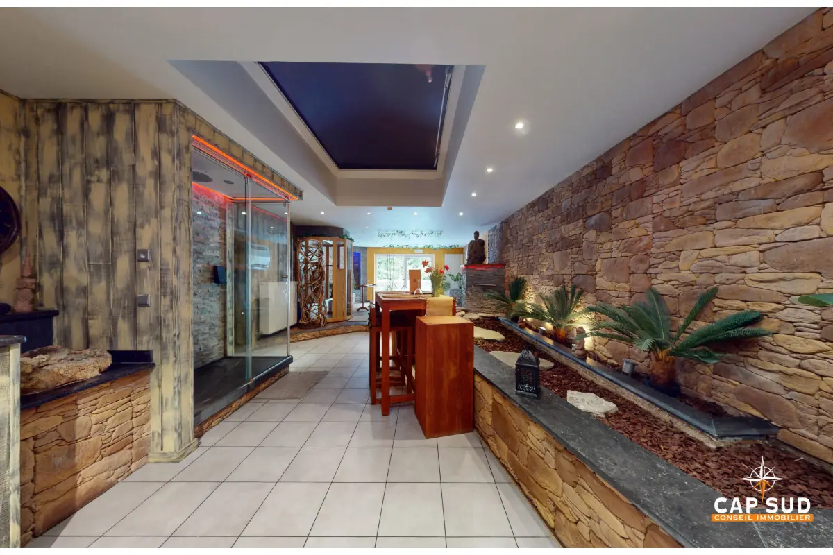 Mixgebouw te  koop in Monstreux 1400 348000.00€ 4 slaapkamers 460.00m² - Zoekertje 662489