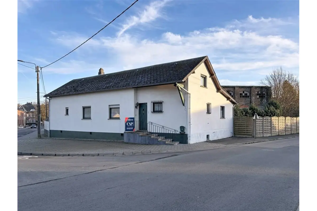 Huis te  koop in Orp-Jauche 1350 245000.00€ 3 slaapkamers 175.00m² - Zoekertje 662385