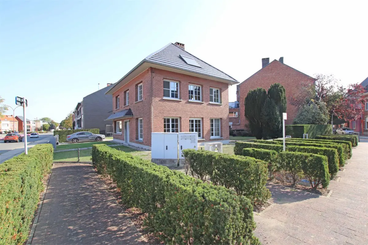 Huis te  huur in Aarschot 3200 1100.00€ 3 slaapkamers 200.00m² - Zoekertje 664231