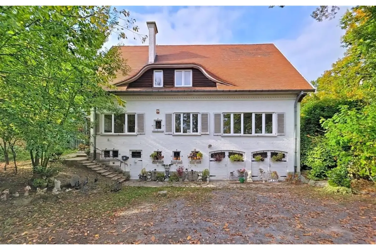 Huis te  koop in Virginal-Samme 1460 695000.00€ 5 slaapkamers 550.00m² - Zoekertje 663853