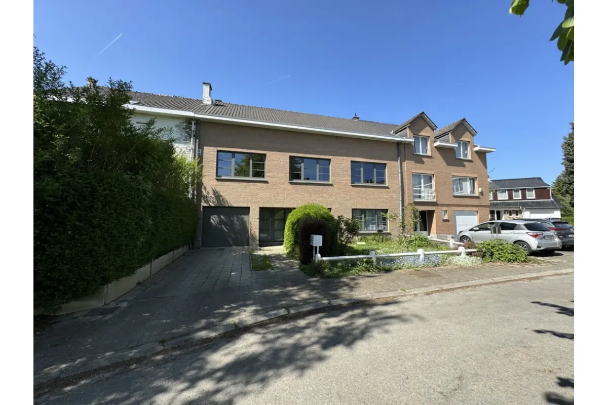 Appartement à louer à Waterloo 1410 1650.00€ 3 chambres 140.00m² - Annonce 666122