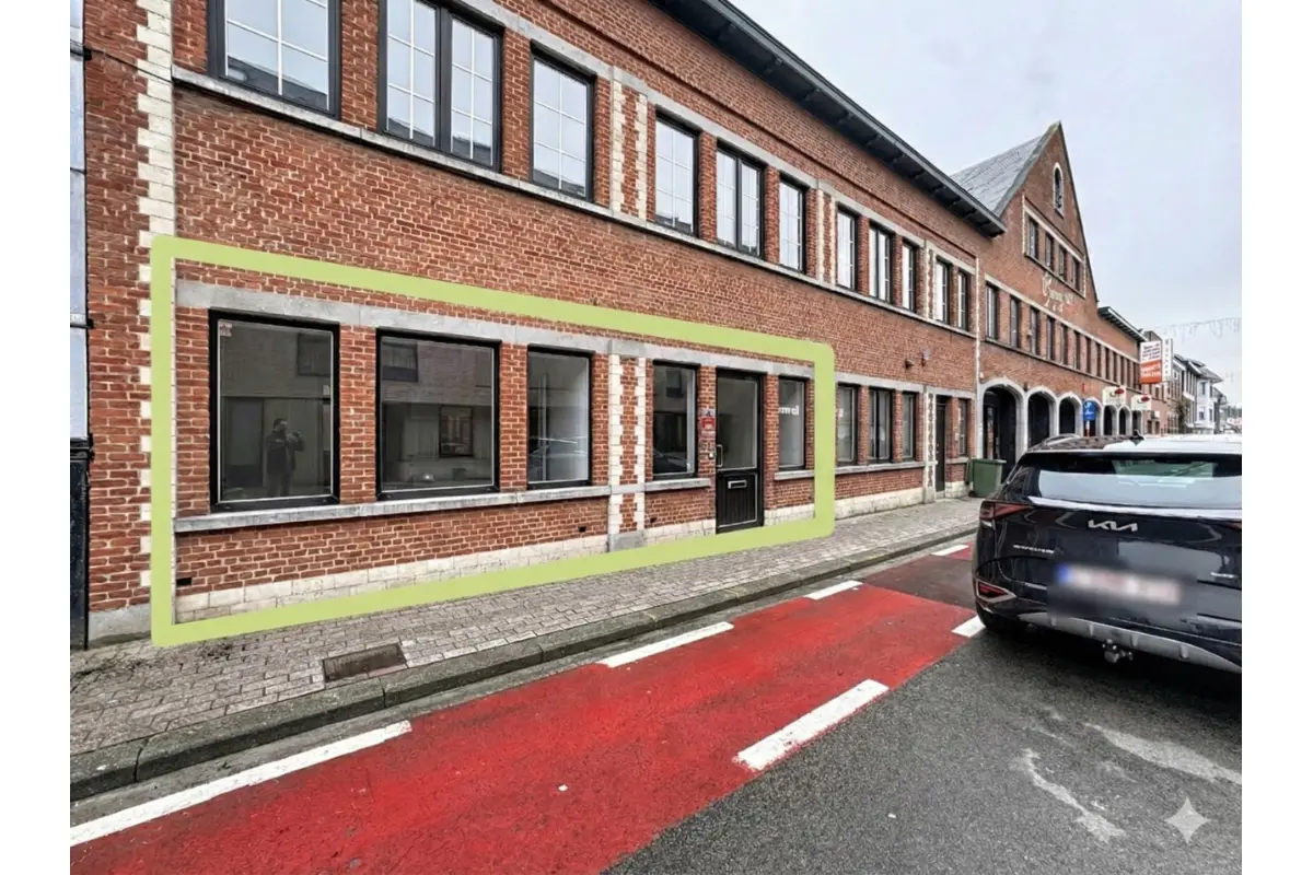 Commerce à louer à Wolvertem 1861 950.00€  chambres m² - Annonce 666451