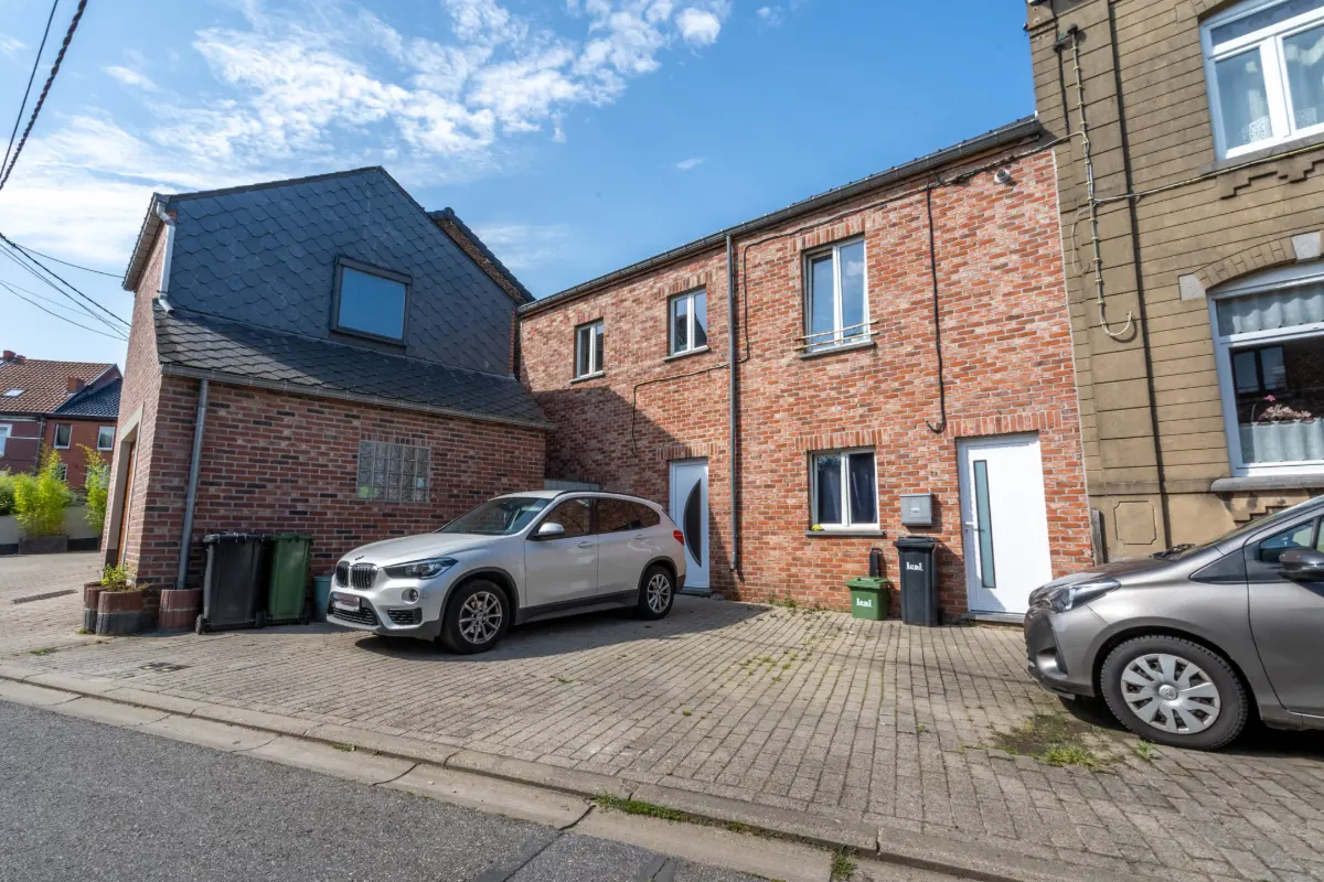 Immeuble mixte à  à Pont-à-Celles 6230 250000.00€ 4 chambres 165.00m² - Annonce 668500