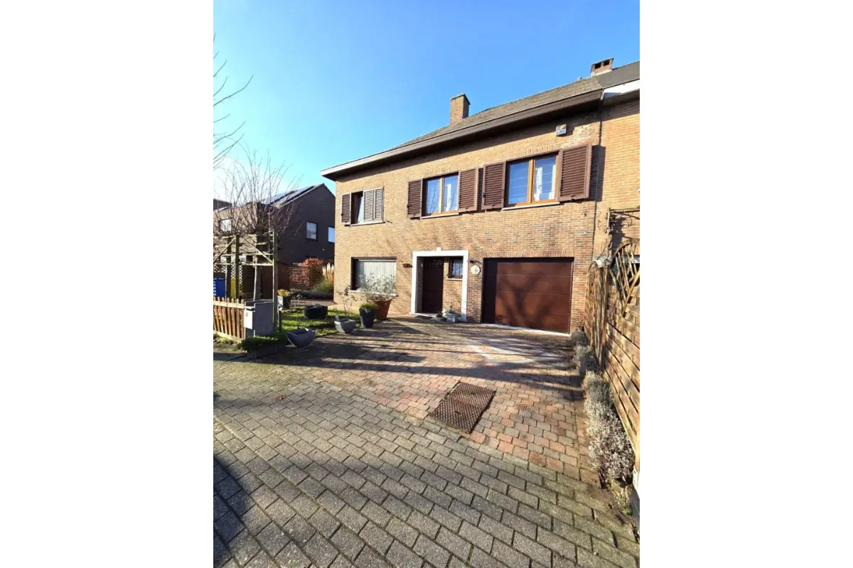 Huis te  koop in Sint-Stevens-Woluwe 1932 575000.00€ 4 slaapkamers 224.00m² - Zoekertje 669045