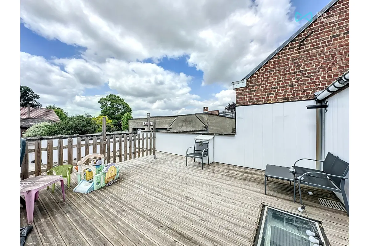 Mixgebouw te  koop in Tubeke 1480 465000.00€ 4 slaapkamers 225.00m² - Zoekertje 670352