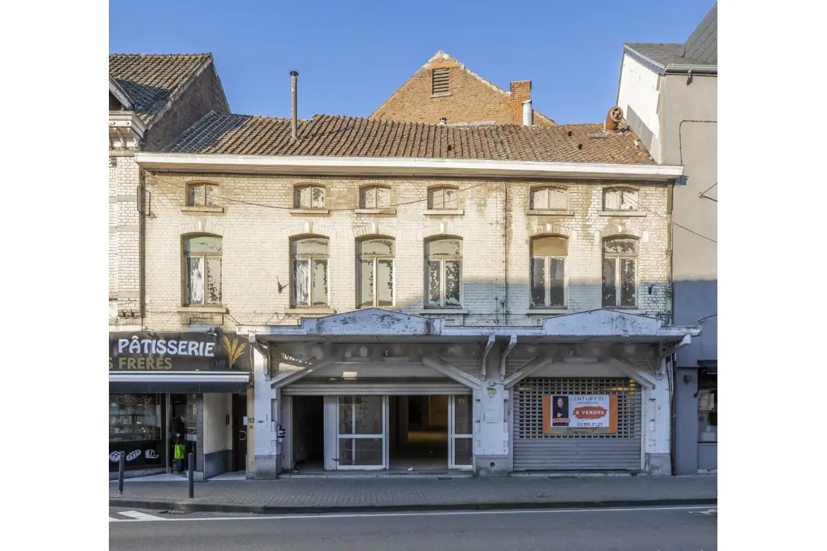 Mixgebouw te  koop in Tubeke 1480 900000.00€  slaapkamers m² - Zoekertje 669816