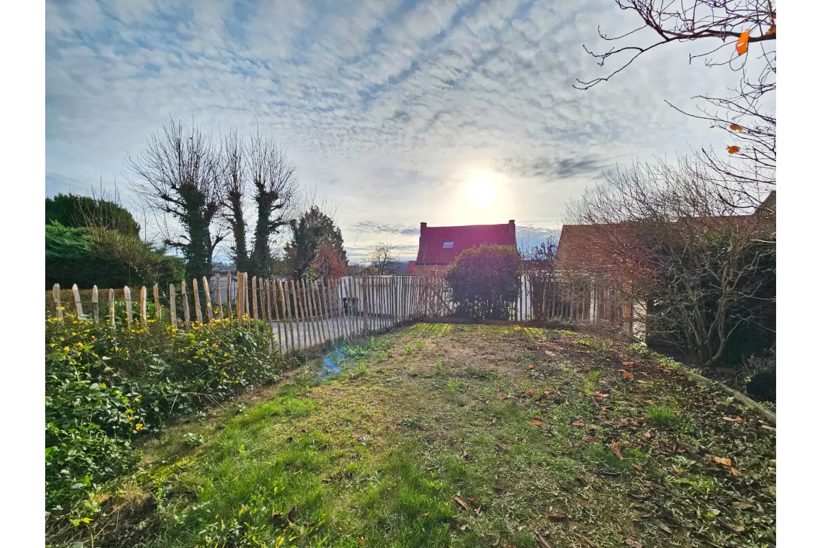 Benedenverdieping te  koop in Genval 1332 330000.00€ 1 slaapkamers 75.00m² - Zoekertje 669451