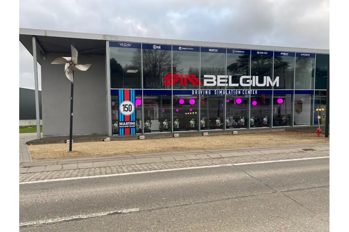 Commerce à louer à Merchtem 1785 0.00€  chambres 474.00m² - Annonce 669479