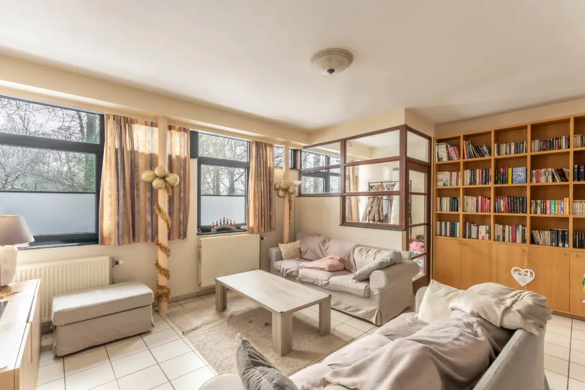 Benedenverdieping te  koop in Waterloo 1410 525000.00€ 2 slaapkamers 155.00m² - Zoekertje 669655