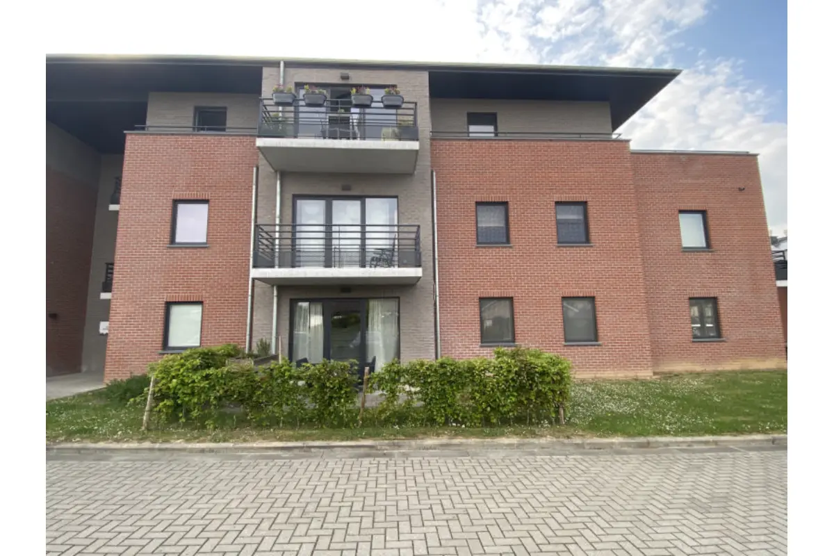 Appartement à  à Enghien 7850 815.00€ 1 chambres 55.00m² - Annonce 672257