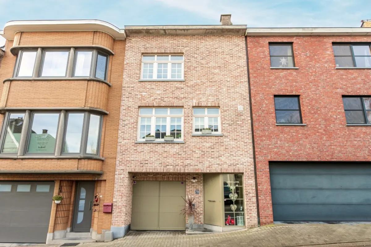 Huis te  koop in Hal 1500 440000.00€ 3 slaapkamers 226.00m² - Zoekertje 671568