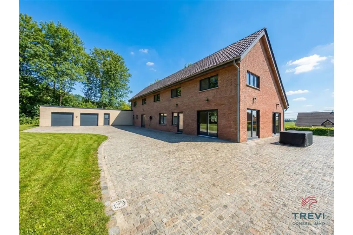 Villa à  à Rebecq 1430 998000.00€ 4 chambres 450.00m² - Annonce 673600