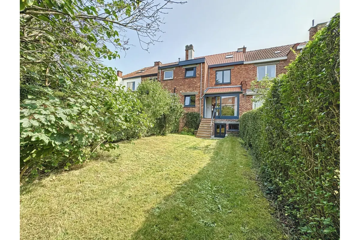 Huis te  huur in Peutie 1800 1500.00€ 3 slaapkamers 140.00m² - Zoekertje 673721