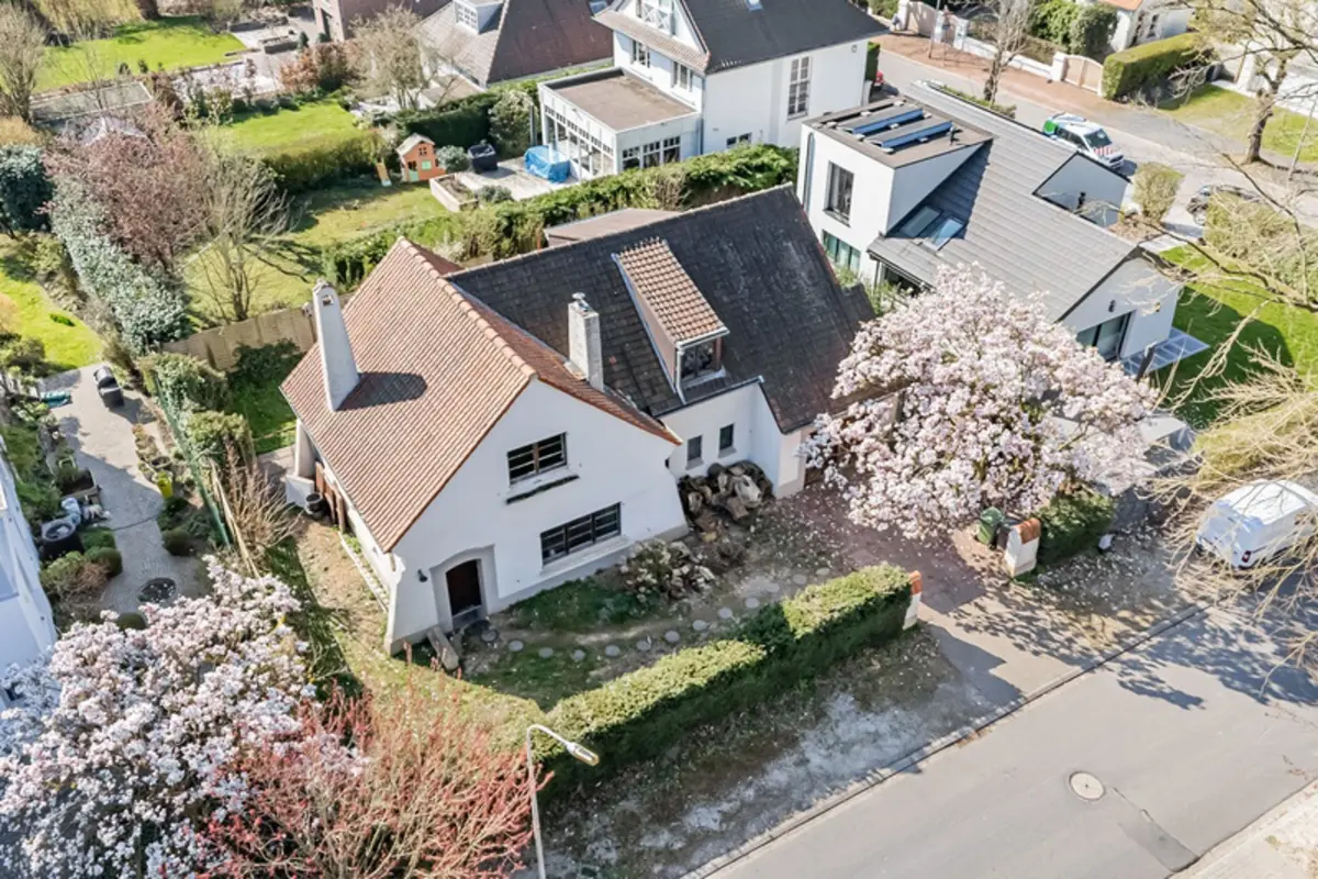 Maison à vendre à Rhode-Saint-Genese 1640 650000.00€ 3 chambres 204.00m² - Annonce 674875