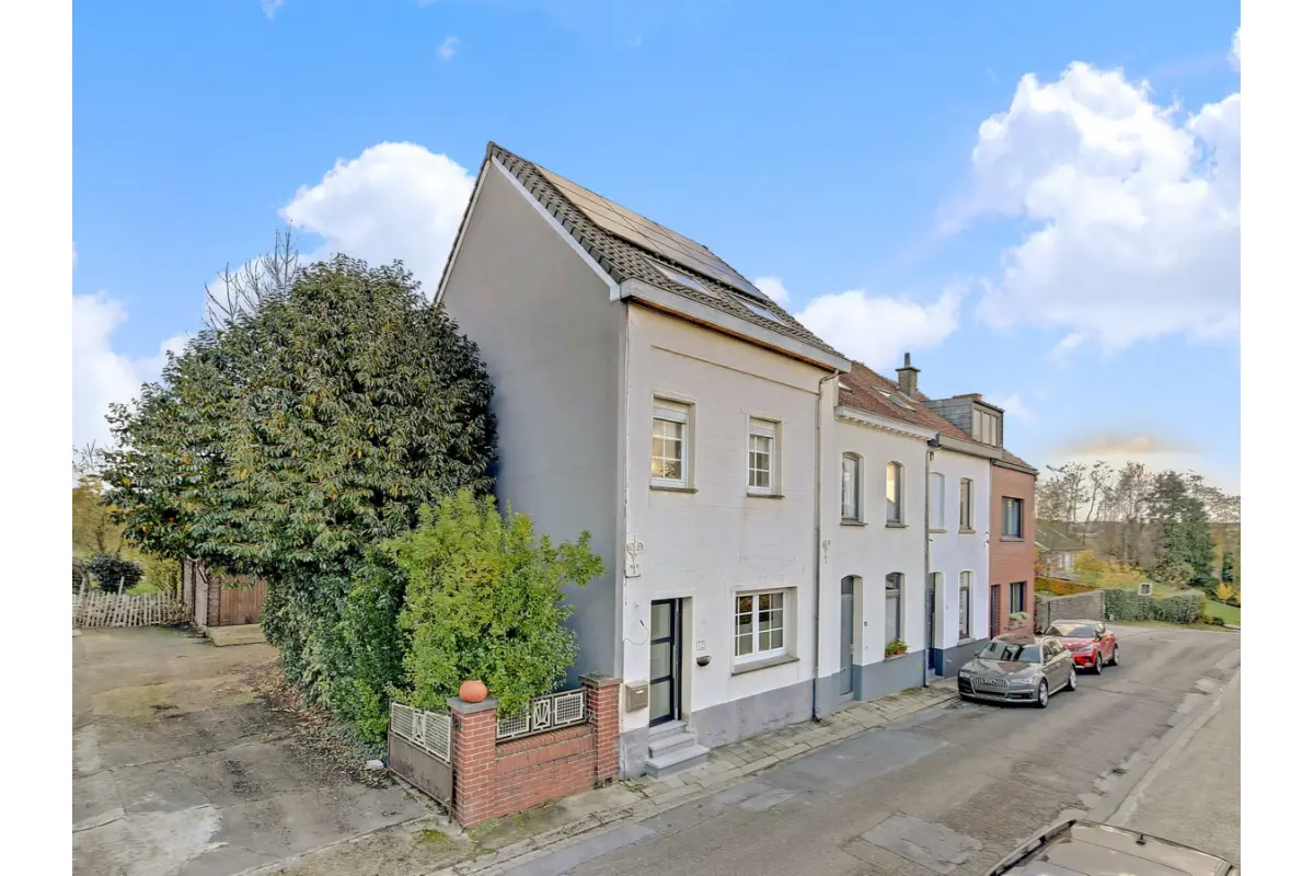 Huis te  huur in Hoeilaart 1560 1550.00€ 3 slaapkamers 154.00m² - Zoekertje 674899