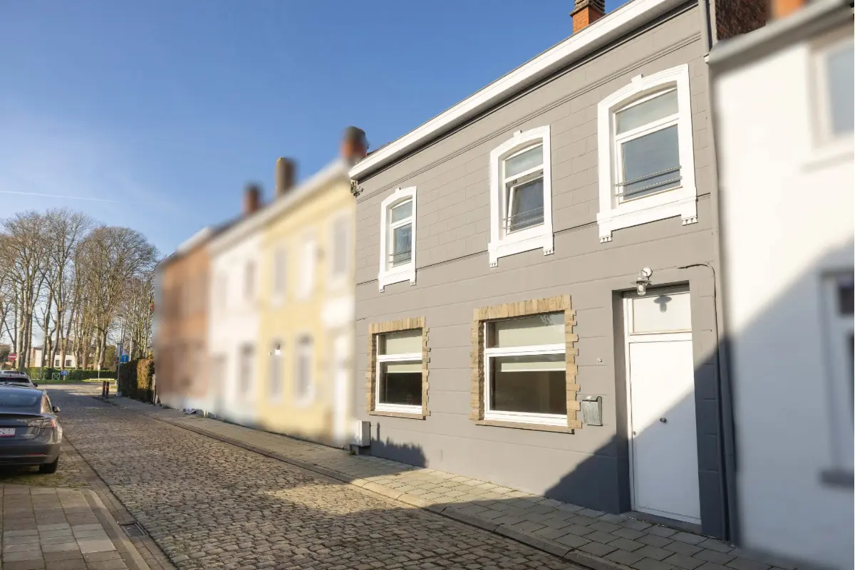 Huis te  koop in Waterloo 1410 465000.00€ 4 slaapkamers 200.00m² - Zoekertje 675661