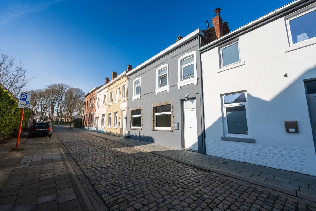 Huis te  koop in Waterloo 1410 465000.00€ 4 slaapkamers 198.00m² - Zoekertje 675733