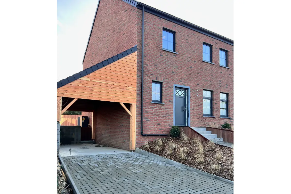 Huis te  koop in Folx-les-Caves 1350 450000.00€ 4 slaapkamers 180.00m² - Zoekertje 675433