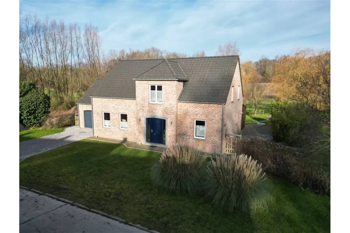 Maison à vendre à Lathuy 1370 625000.00€ 3 chambres 220.00m² - Annonce 675591