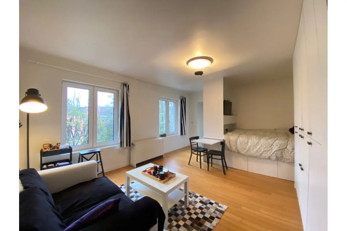 Appartement te  in Elsene 1050 280000.00€  slaapkamers m² - Zoekertje 675643