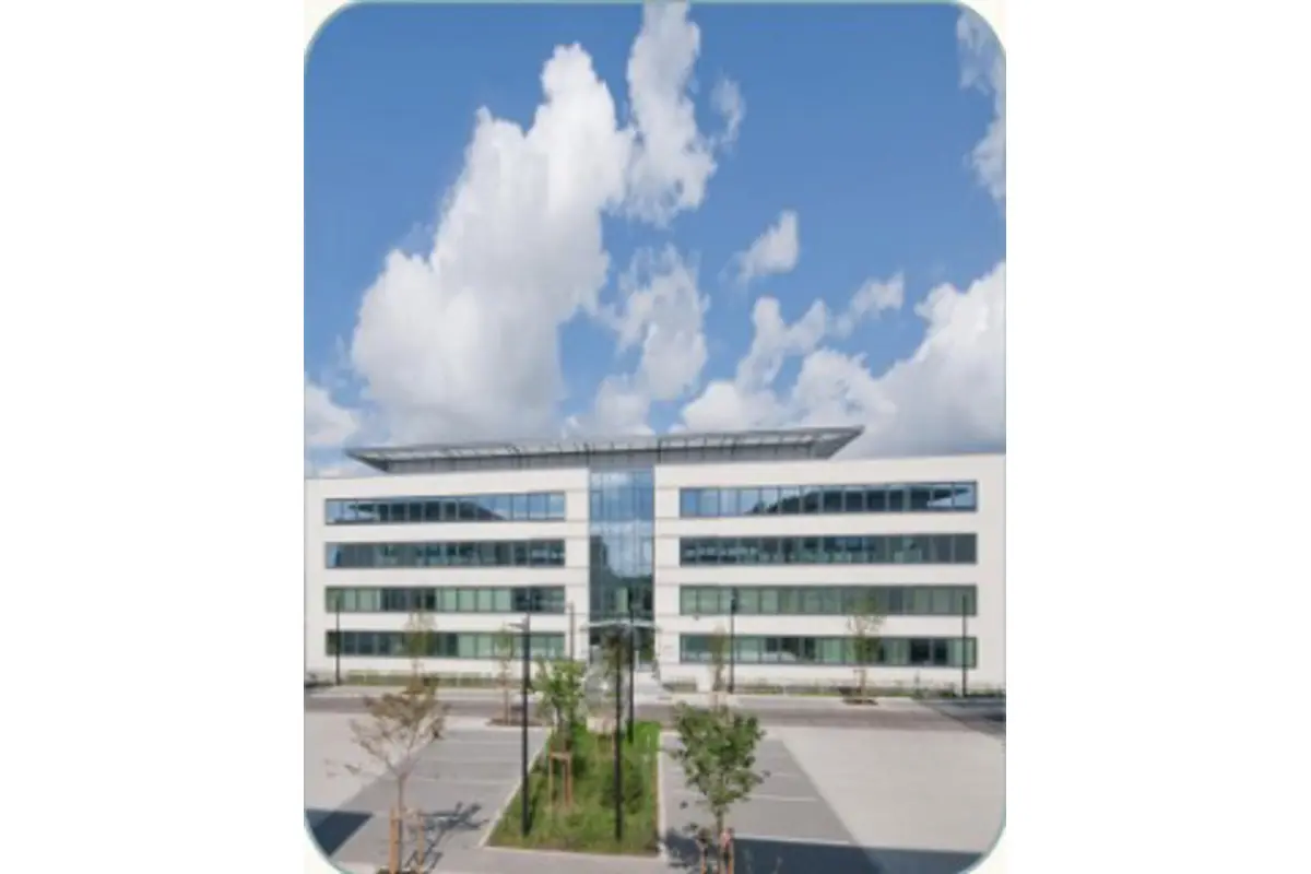 Commerce à louer à Wavre 1300 22220.00€  chambres 1616.00m² - Annonce 675016