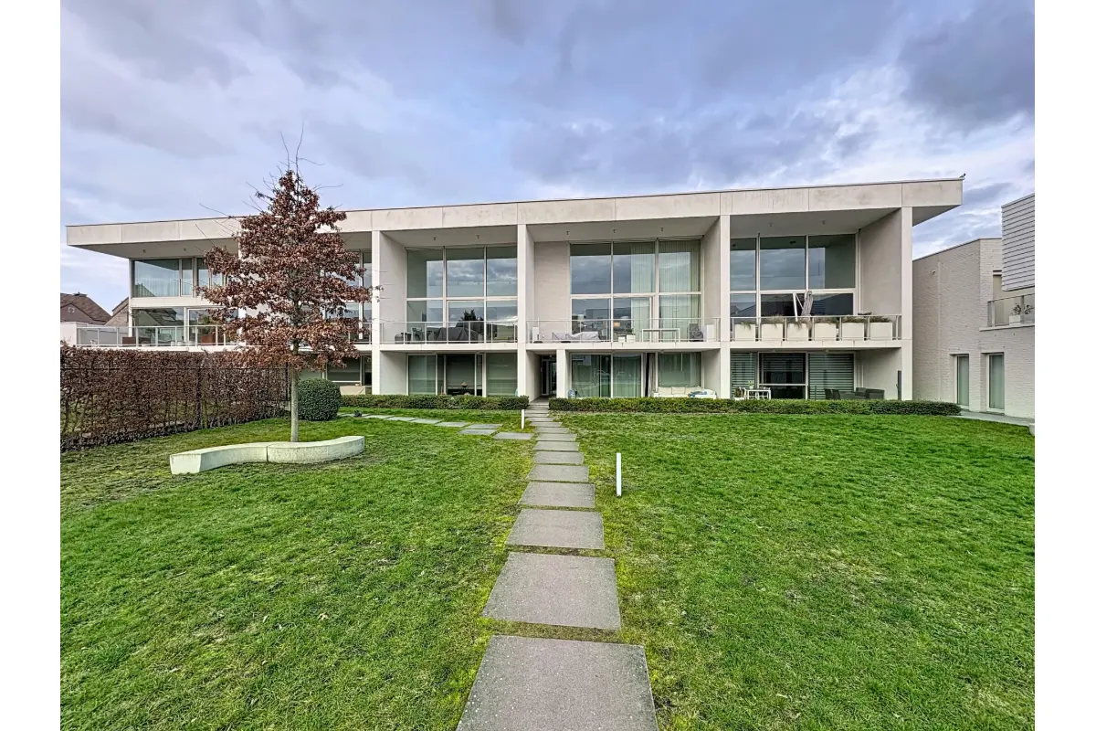 Appartement te  huur in Sint-Stevens-Woluwe 1932 2300.00€ 2 slaapkamers 191.00m² - Zoekertje 676522