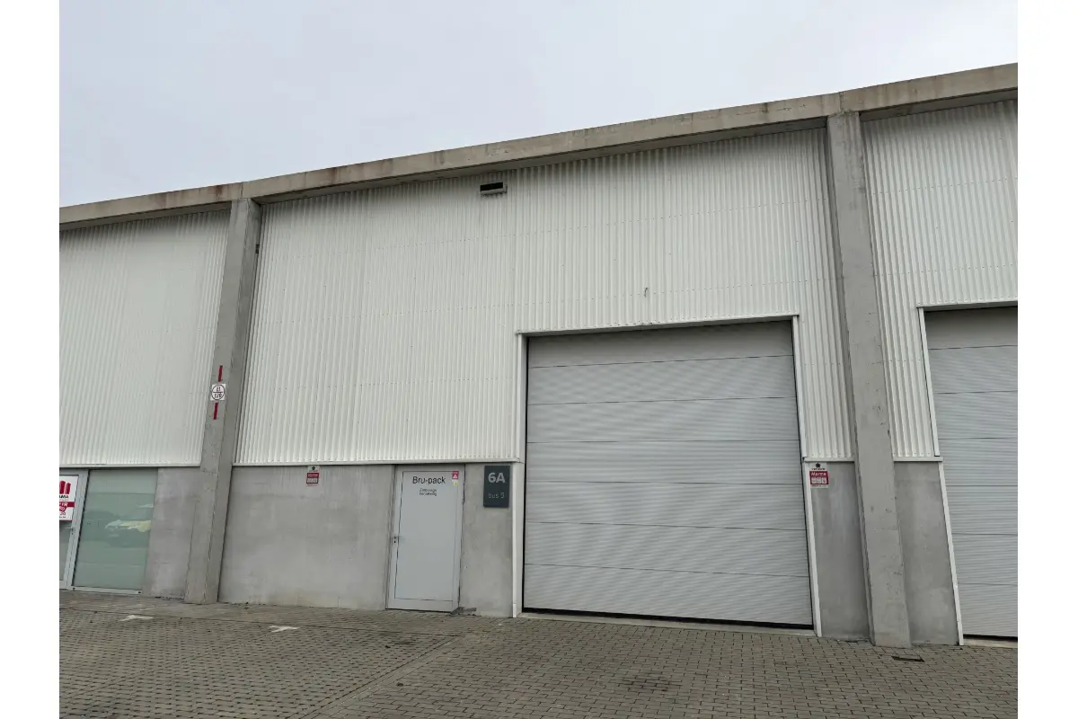 Handelszaak te  huur in Nossegem 1930 1485.00€  slaapkamers 178.00m² - Zoekertje 676568