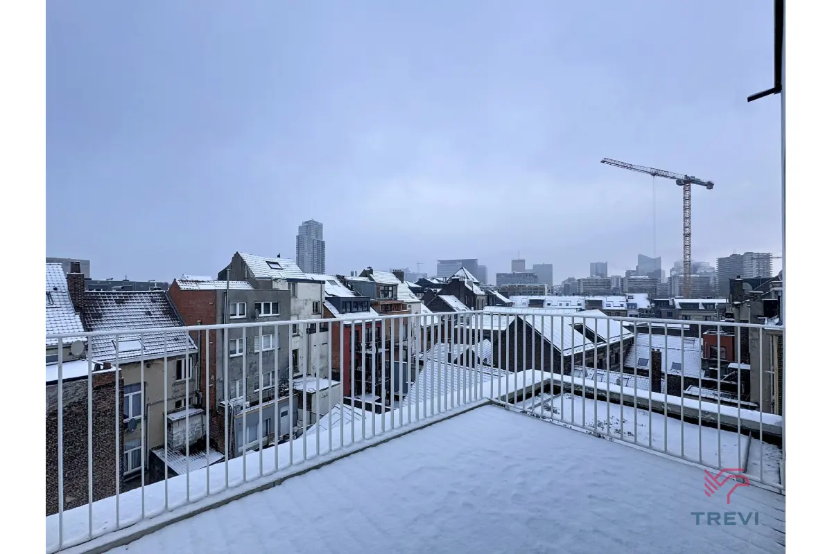 Penthouse te  in Sint-Jans-Molenbeek 1080 1795.00€ 3 slaapkamers 134.00m² - Zoekertje 677299